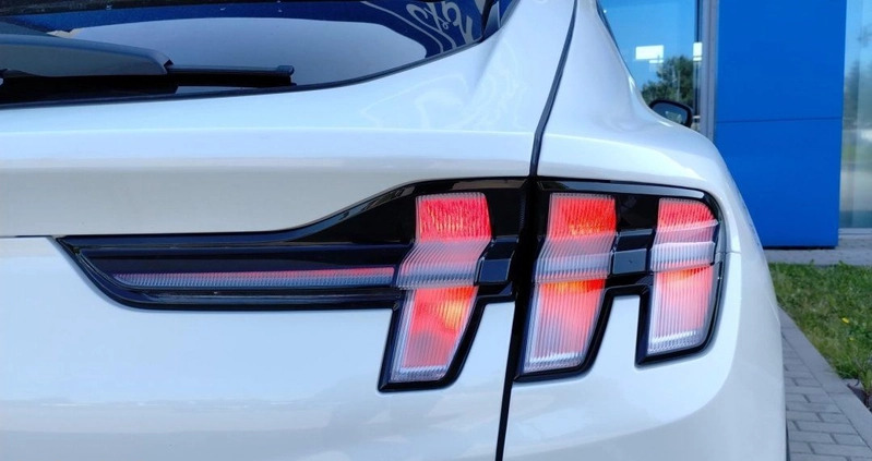 Ford Mustang Mach-E cena 215000 przebieg: 10041, rok produkcji 2022 z Kraków małe 529